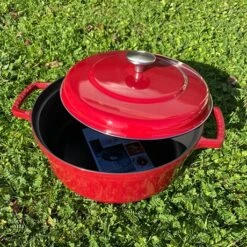 Invicta Cocotte Bistrot Rouge 28 Cm -Maison Cuisine Boutique 213264 2 2 Cocotte Bistrot rouge 28 cm Invicta